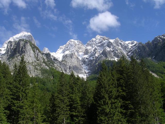 A képhez tartozó alt jellemző üres; 20241018_101325.jpg a fájlnév