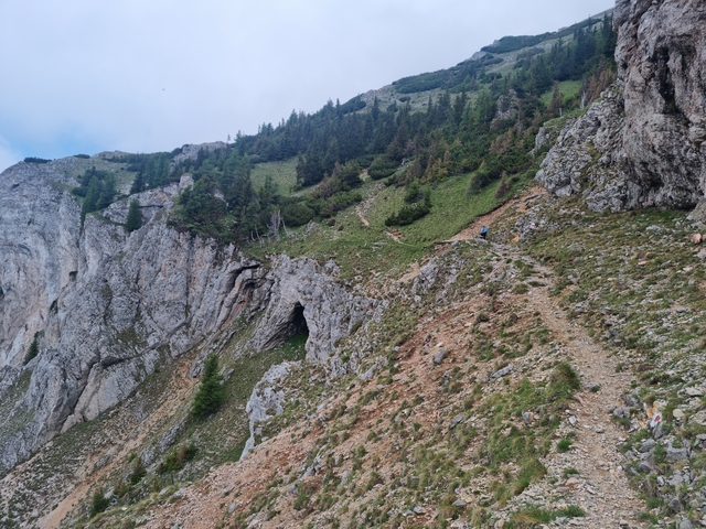 A képhez tartozó alt jellemző üres; 20241018_101325.jpg a fájlnév